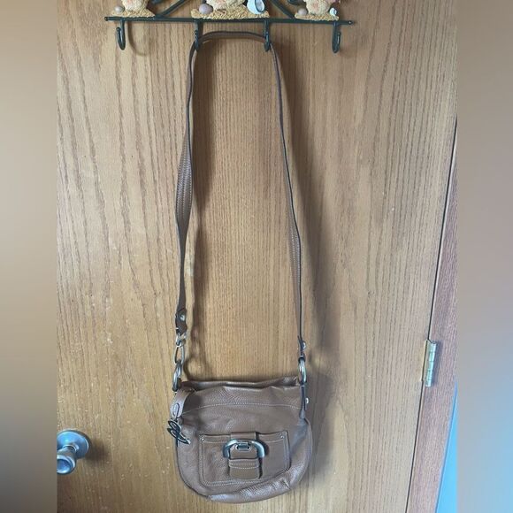 B. Makowsky Carmel colored leather crossbody - Picture 1 of 7